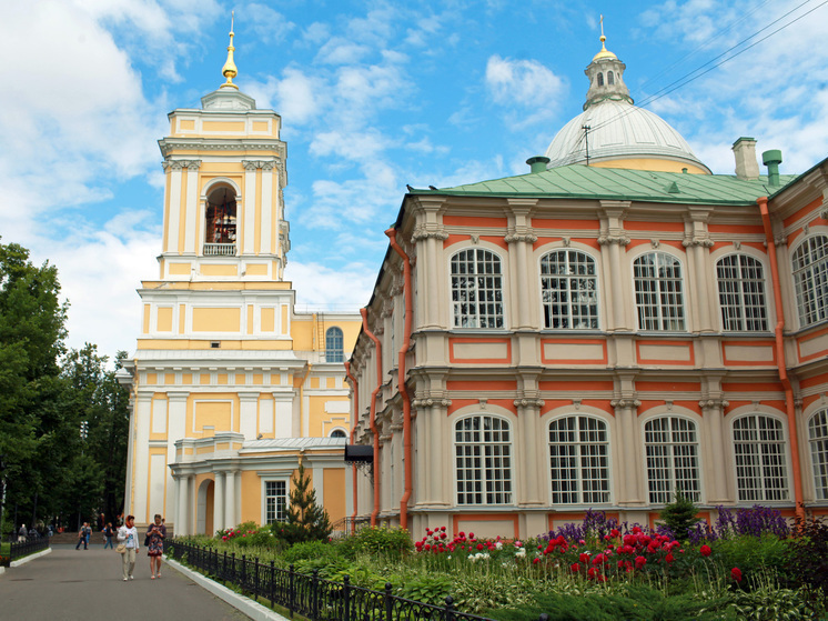 В Петербурге хотят усовершенствовать систему контроля климата в гробнице Александра Невского