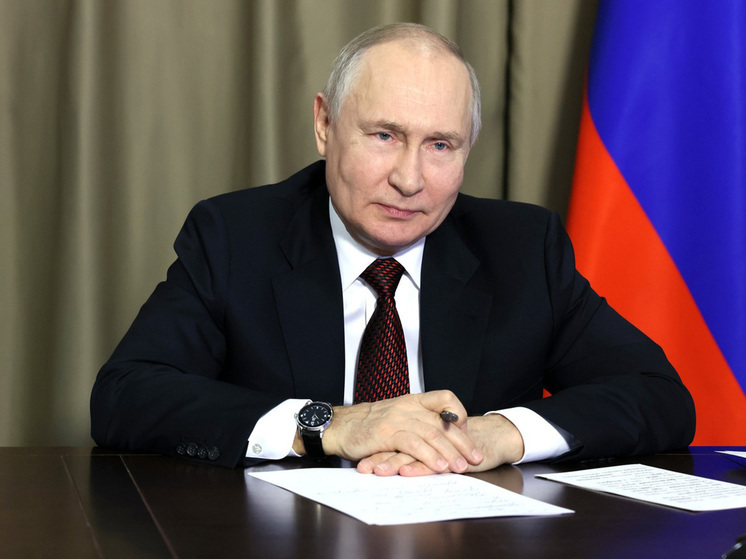 Путин обсудит с Алиевым судьбу российских миротворцев в Карабахе