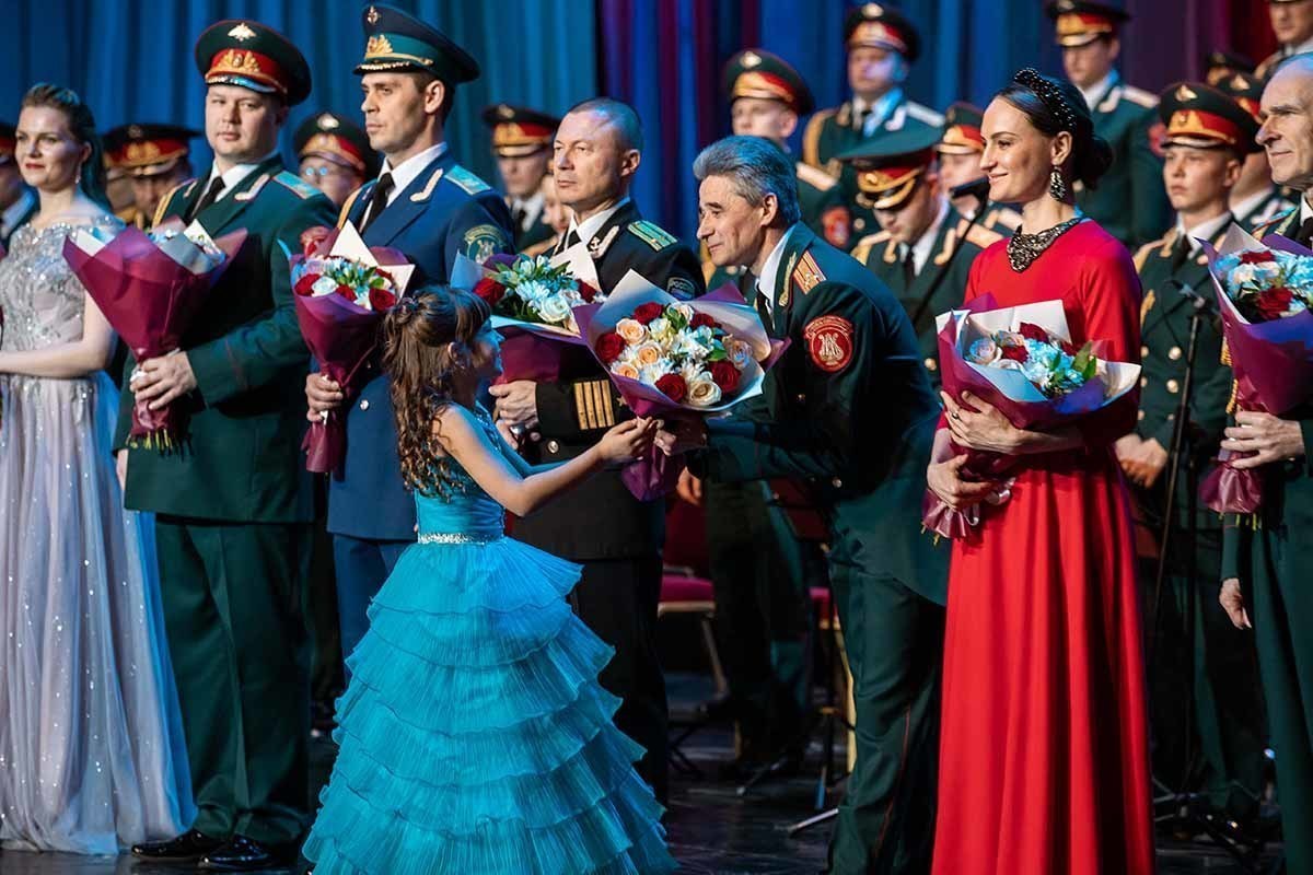 95 лет ансамблю александрова