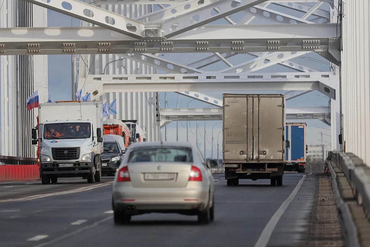 В Архангельске открыли для движения четыре полосы Краснофлотского моста  после капремонта - МК Архангельск