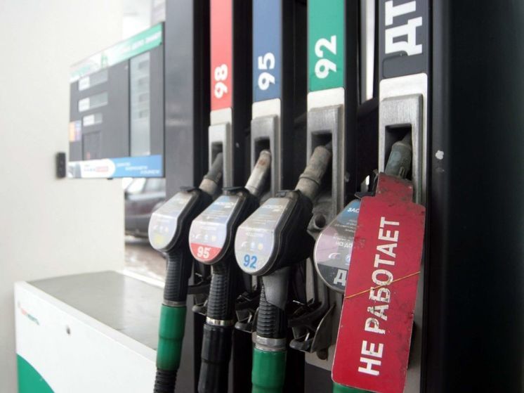 Новак связал дефицит дизельного топлива в Европе с потолком цен на нефть