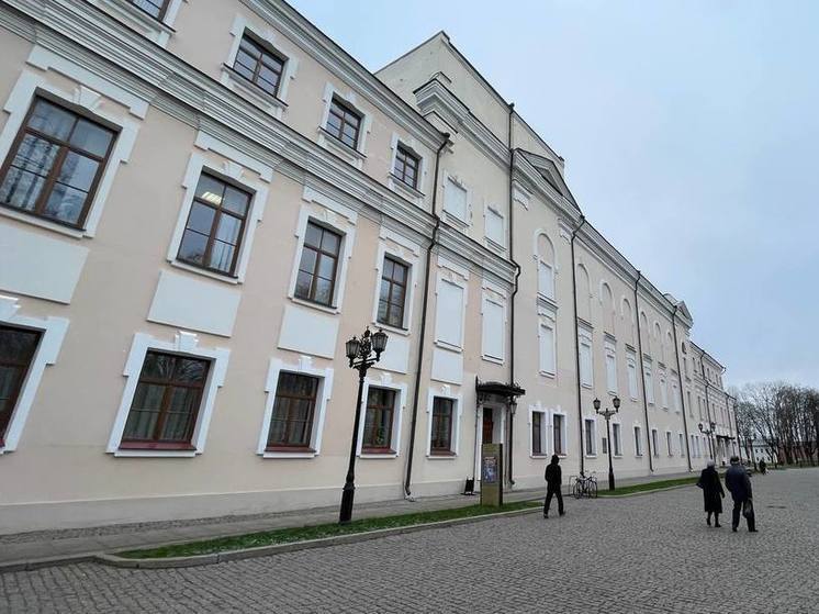 Новгородской оркестр русских народных инструментов открыл новый сезон