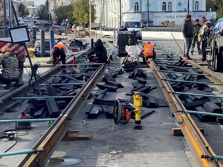 Мэр Орла поделился новостями о ходе строительства Красного моста