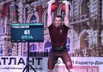 В сентябре Дмитрий Турищев стал победителем чемпионата мира по гиревому спорту, который проходил в Узбекистане