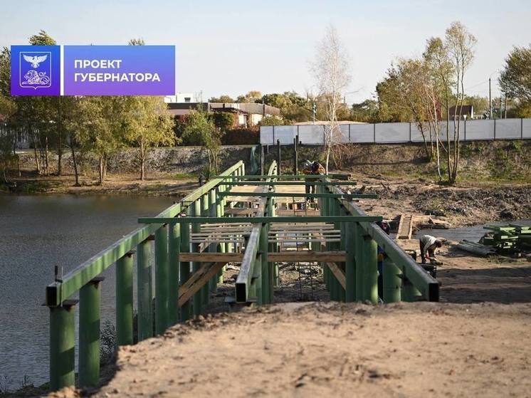 До конца ноября строители завершат делать пешеходный мост через Северский Донец в Белгороде