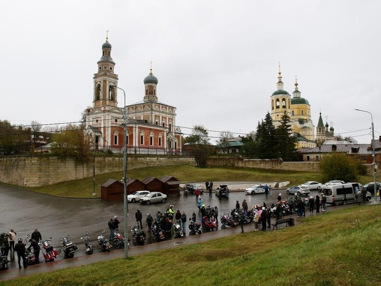 В Серпухове закрыли мотосезон
