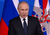 Президент Российской Федерации Владимир Путин в интервью программе "Москва. Кремль. Путин" заявил, что войска России активно укрепляют свои позиции практически на всем протяжении линии соприкосновения