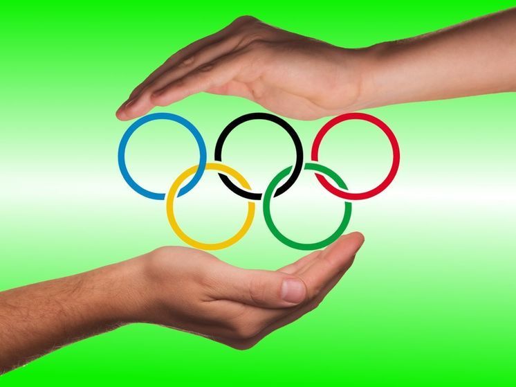 МОК осудил призывы стран отстранить спортсменов из России
