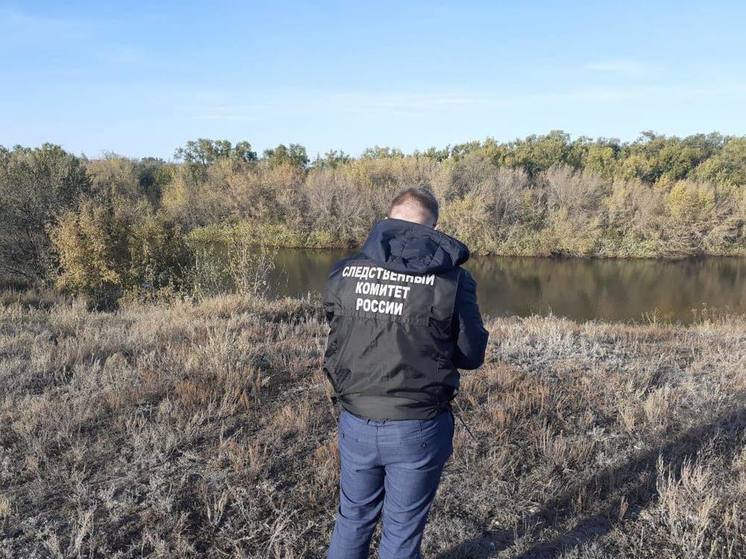 В Новоузенске из реки достали мёртвого пенсионера