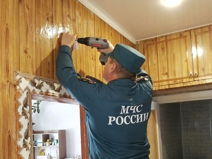 Ряд кировских семей получили пожарные извещатели