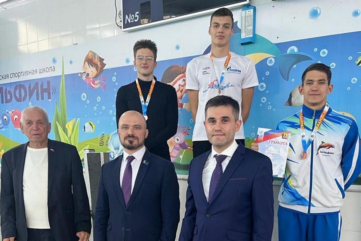 Хабаровские пловцы из СШОР «Дельфин» завоевали 80 медалей на городском чемпионате