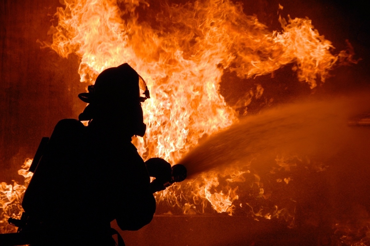 Один человек погиб при пожаре в жилом доме в Перевозском районе 16 октября