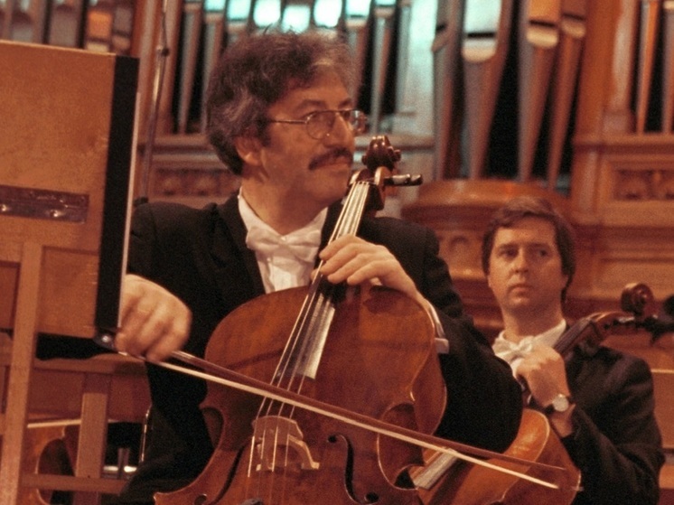 Выяснились подробности смерти заслуженного виолончелиста Готгельфа: скончался на уроке