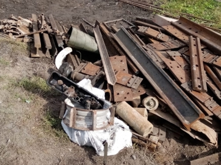 Трое жителей Алтайского края воровали железнодорожные детали