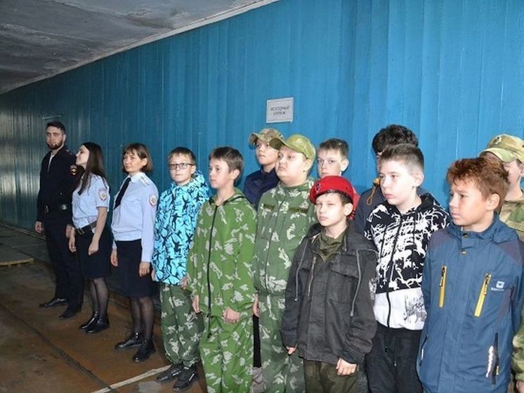 В Ангарске школьников водили на экскурсию в полицию
