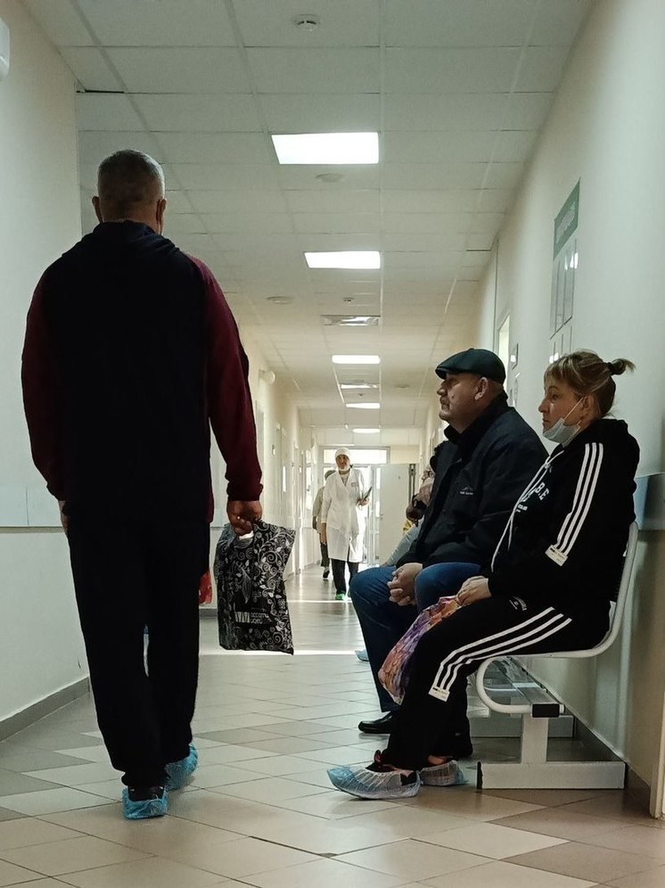 Пушилин: ДНР обеспечена медицинским персоналом в целом на половину