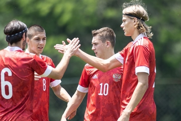 Молодежная сборная России проведет матчи с Бразилией весной 2024