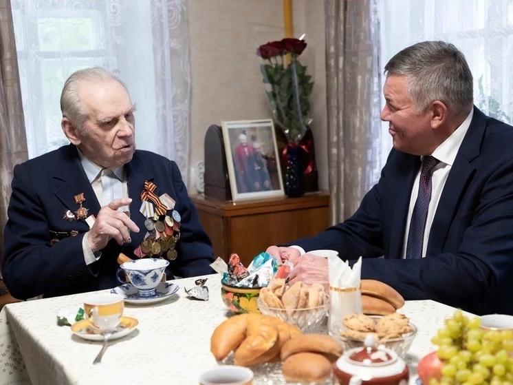 Ветеран Великой Отечественной войны из Вологды встретил 100-летний юбилей