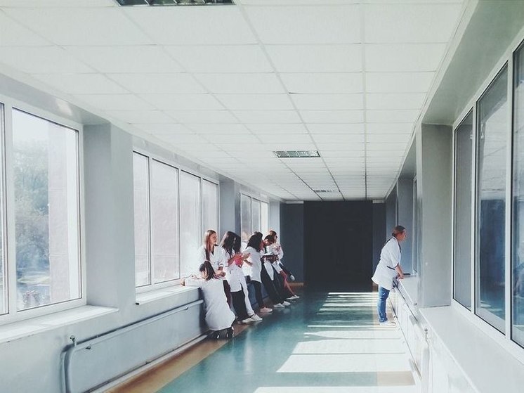 Белгородец пожаловался на размещение пациентов после операции в коридорах больницы