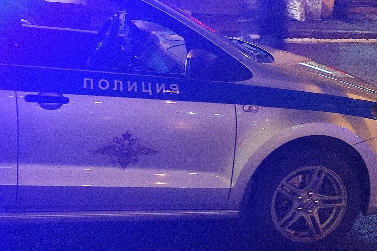 Посетитель одного из баров в Петербурге отказался платить и выстрелил в барменшу