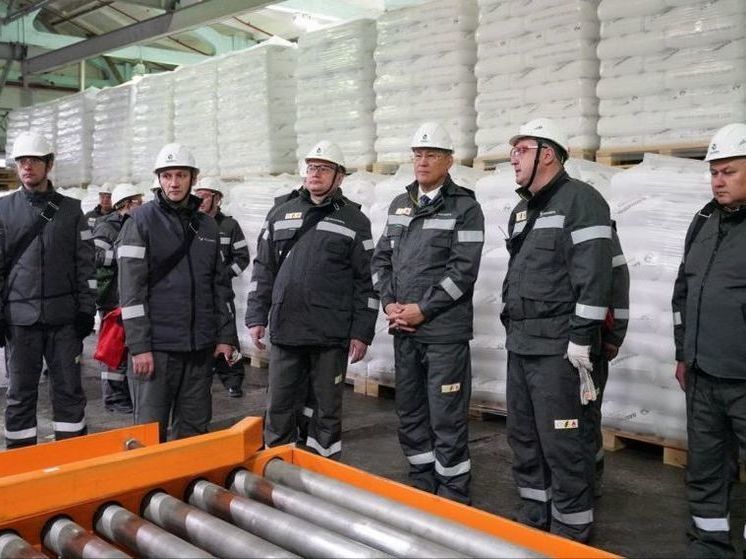 Радий Хабиров: «Уфаоргсинтез» непрерывно движется вперед»