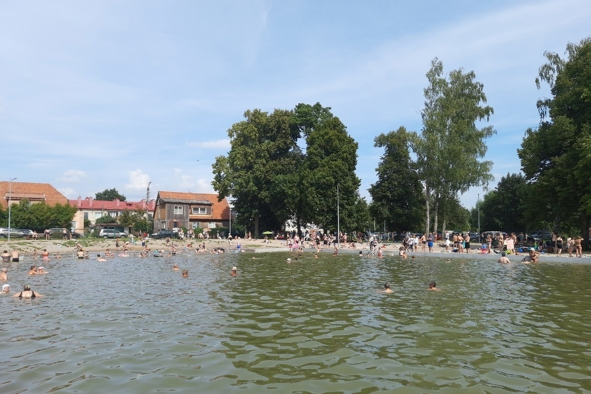 Бассейн в славске. Славск бассейн с минеральной водой.