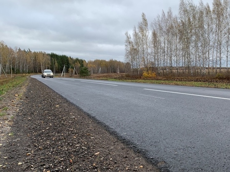 В Камешкирском районе Пензенской области отремонтировали два участка дороги
