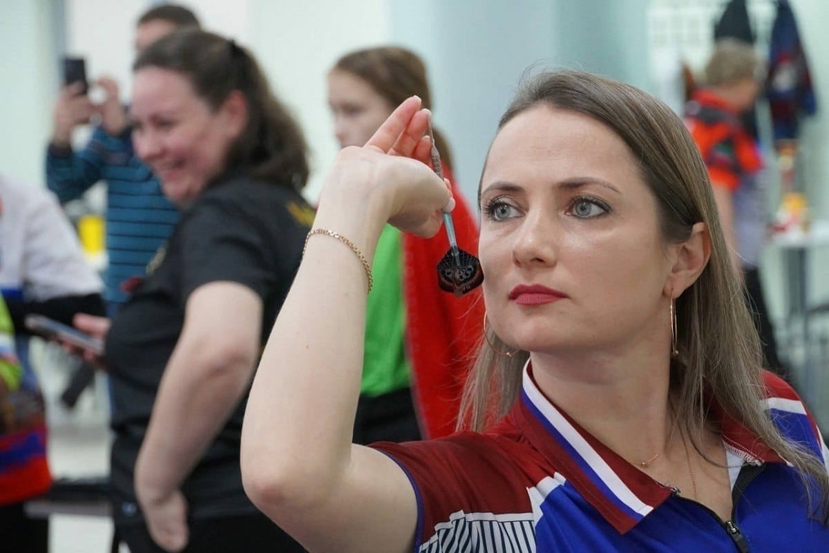 Интервью с 12-кратной чемпионкой России, чемпионкой Европы и мира по дартсу, Еленой Шульгиной.
