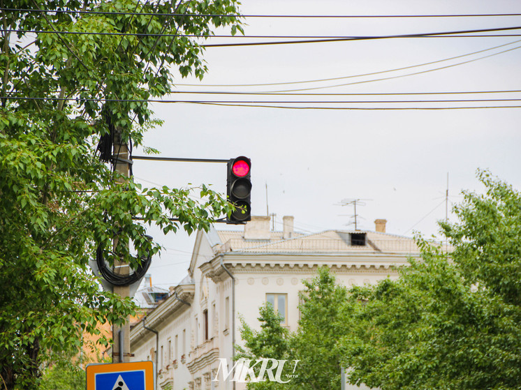 Светофор с кнопкой вызова может появиться возле Дома офицеров в Чите