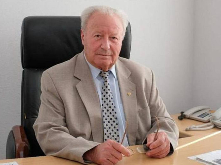 Глава Краснодара поздравил с 85-летием почётного гражданина Краснодара
