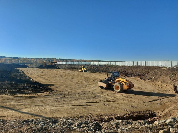 В Челябинске идет строительство крытого футбольного манежа