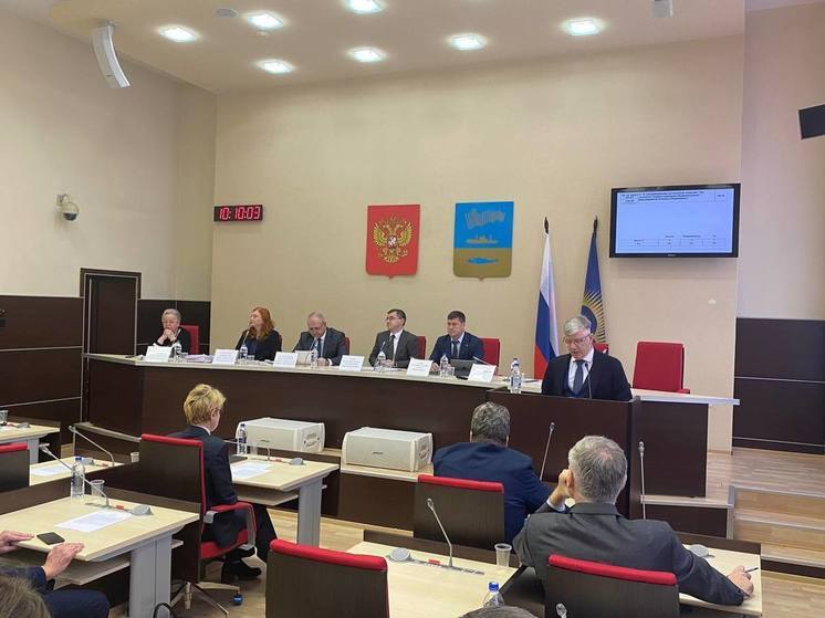 Елену Крынжину наградили почетным знаком «За заслуги перед городом Мурманском»
