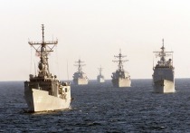 Пятый флот ВМС Соединенных Штатов Америки в социальных сетях заявил, что эсминец USS Carney прошел через Суэцкий канал