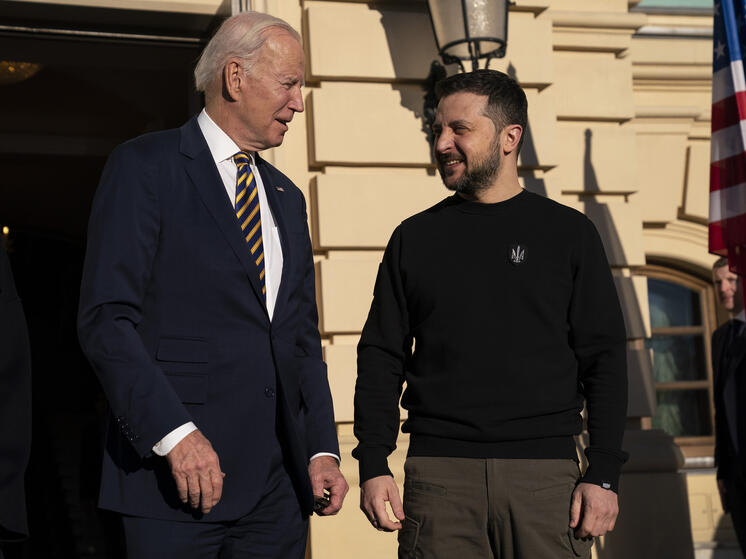 CNN: Зеленский боится потерять внимание и помощь США