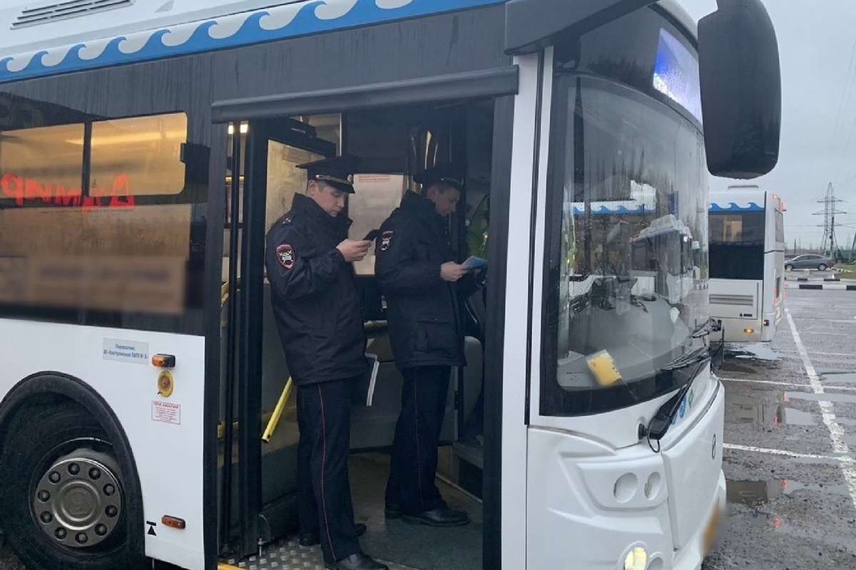 Костромское ГИБДД  провело проверку водителей автобусов в Костроме