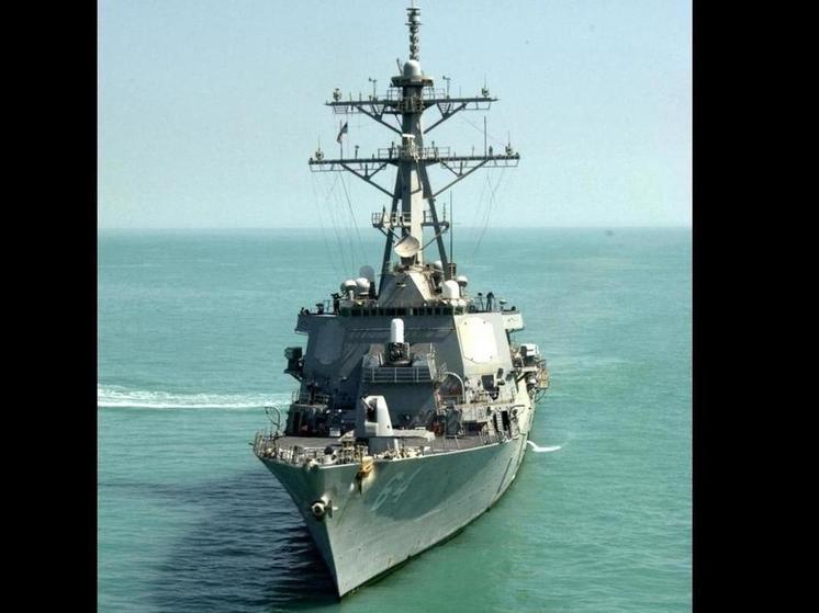 Пентагон: эсминец ВМС США перехватил ракеты выпущенные из Йемена