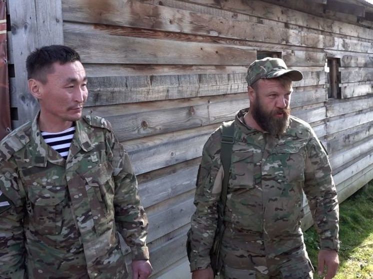 Экипаж танка «Алеша» встретился с участниками проекта «Будь готов!» в Южно-Сахалинске