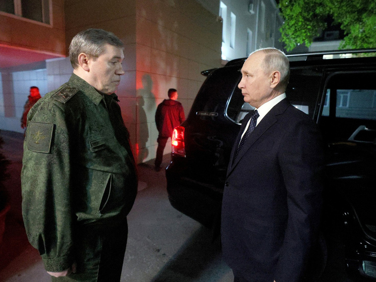 Матвийчук связал поездку президента в штаб СВО с готовящимися масштабными действиями