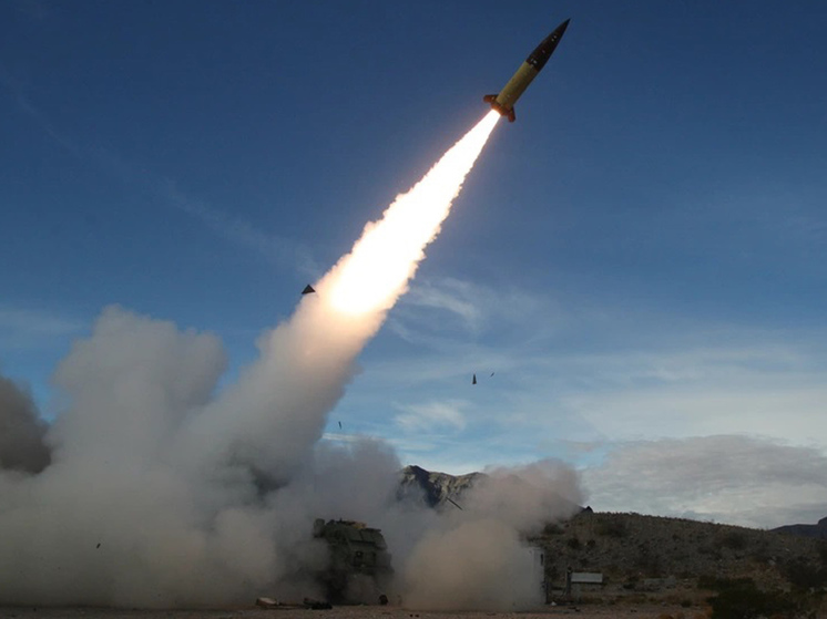 В МИД назвали «лакейской»  реакцию Киева на передачу ракет ATACMS
