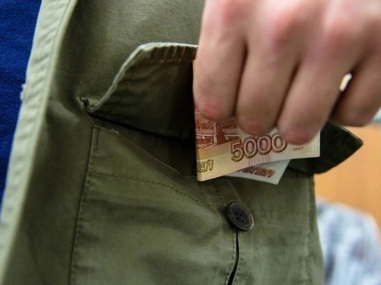 Житель Калмыки дважды за месяц обокрал односельчанина