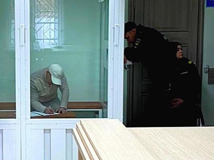 Курьер телефонных мошенников выслушал приговор в Брянске
