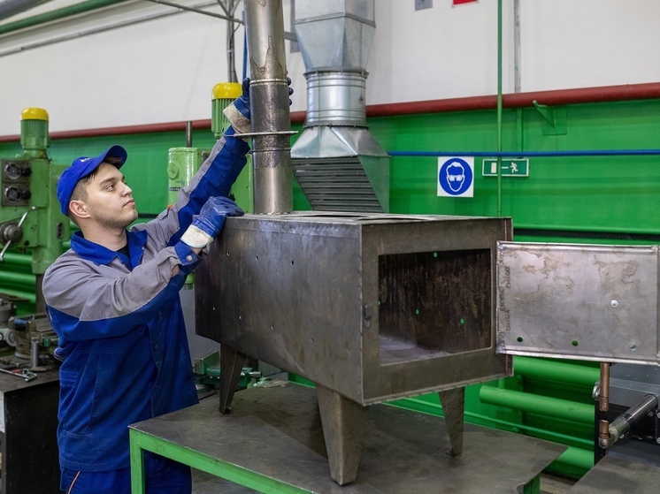Слесари компании «Газпром добыча Надым» сделали печки-буржуйки для нужд бойцов СВО