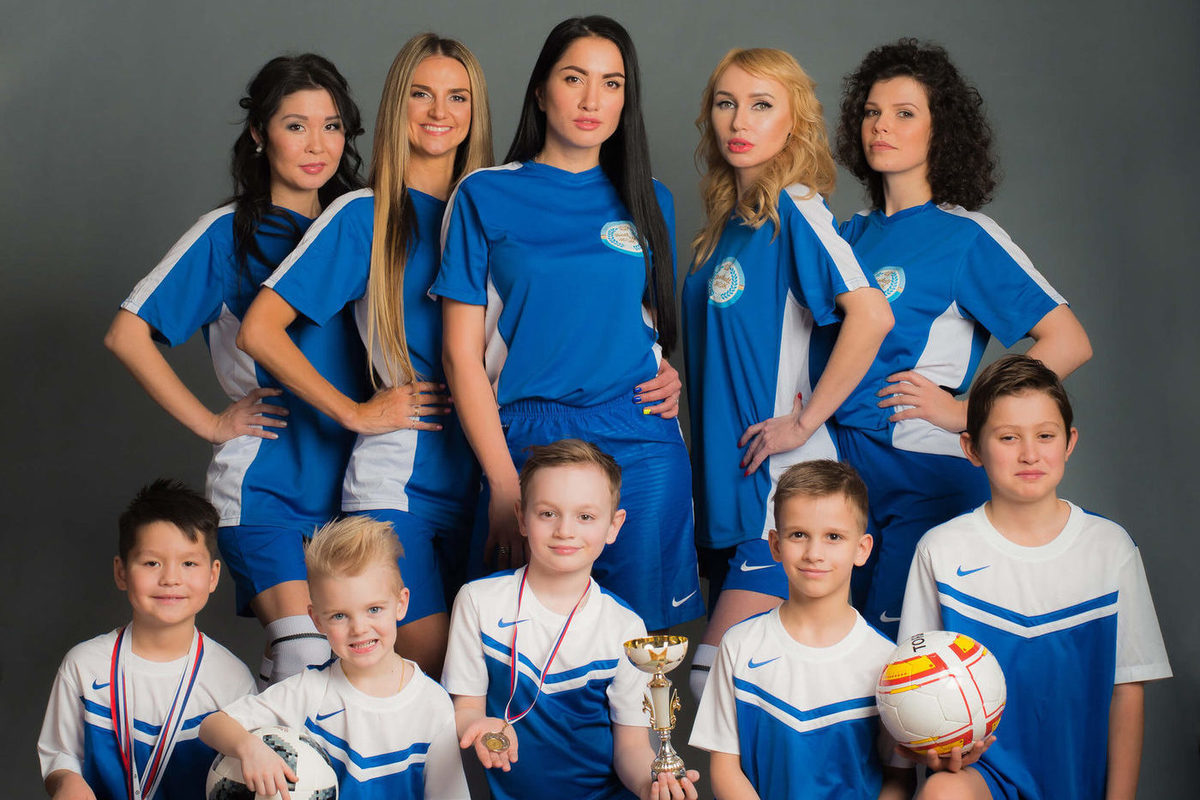 В Сочи прошли игры в рамках турнира «Суперкубок футбольных мам»