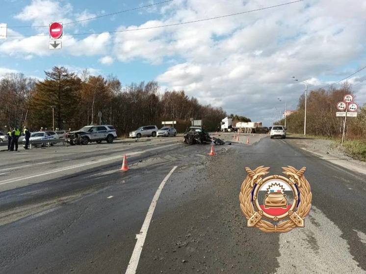 Водитель на угнанном авто устроил серьезное ДТП на Сахалине