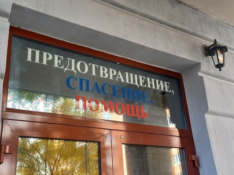 В Чите загорелась крыша котельной административного здания в Антипихе