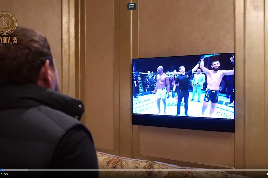 Кадыров рассказал, что боец Хамзат Чимаев дрался в Абу-Даби с поломанным пальцем