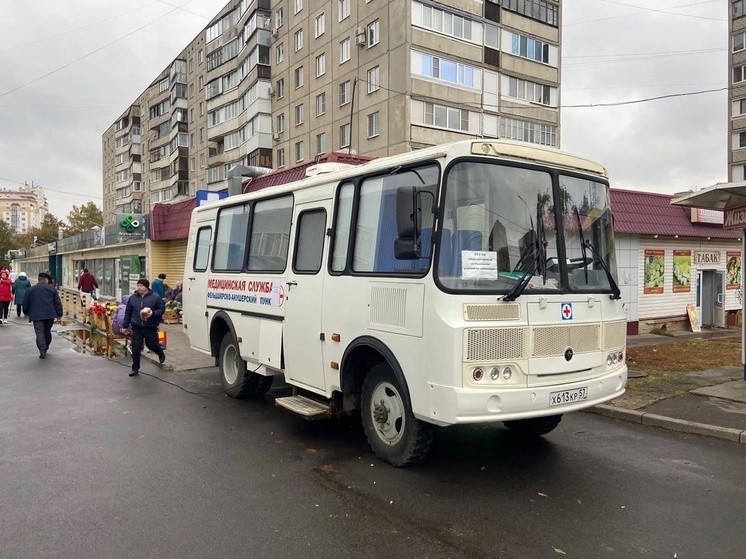 Желающим дали возможность вакцинироваться от гриппа на ярмарках выходного дня в Орле