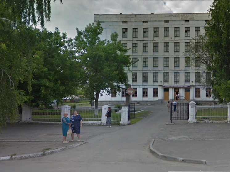 Новые кованые ограждения установят возле двух школ в Шадринске