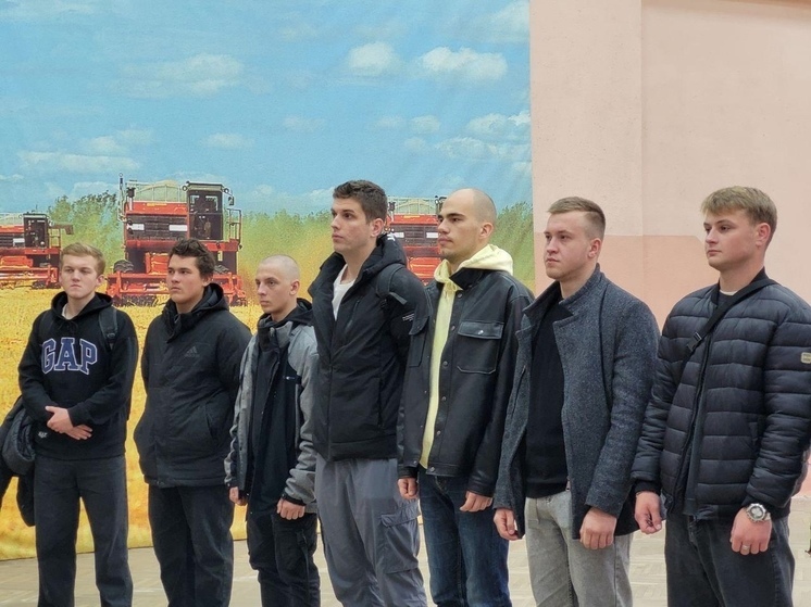 Ряды российской армии пополнят более 50 парней из Ливен