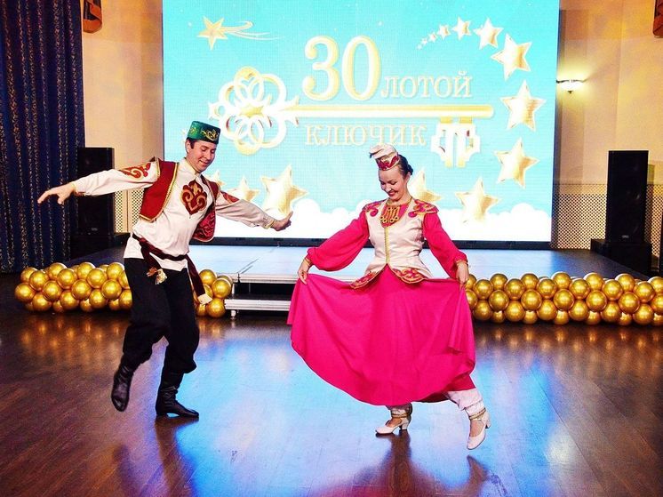 Переходящий приз фестиваля юных маэстро «Золотой ключик» получил народный коллектив театра классического танца «Ручеек»